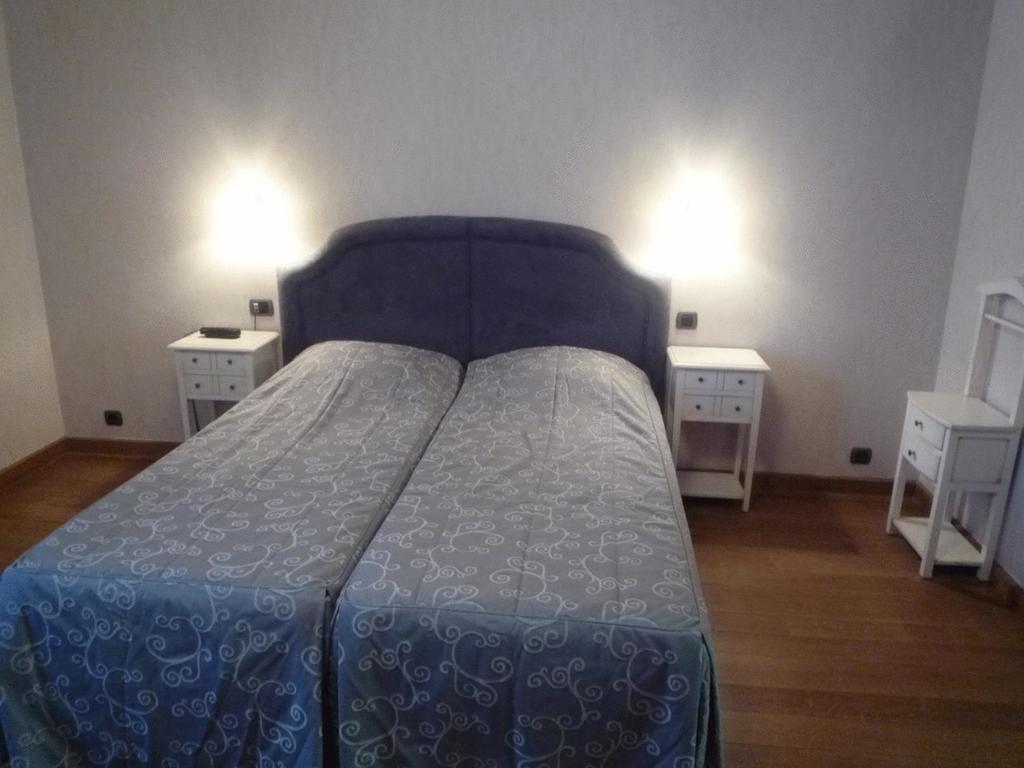 Le Chateau De Rendeux Room photo
